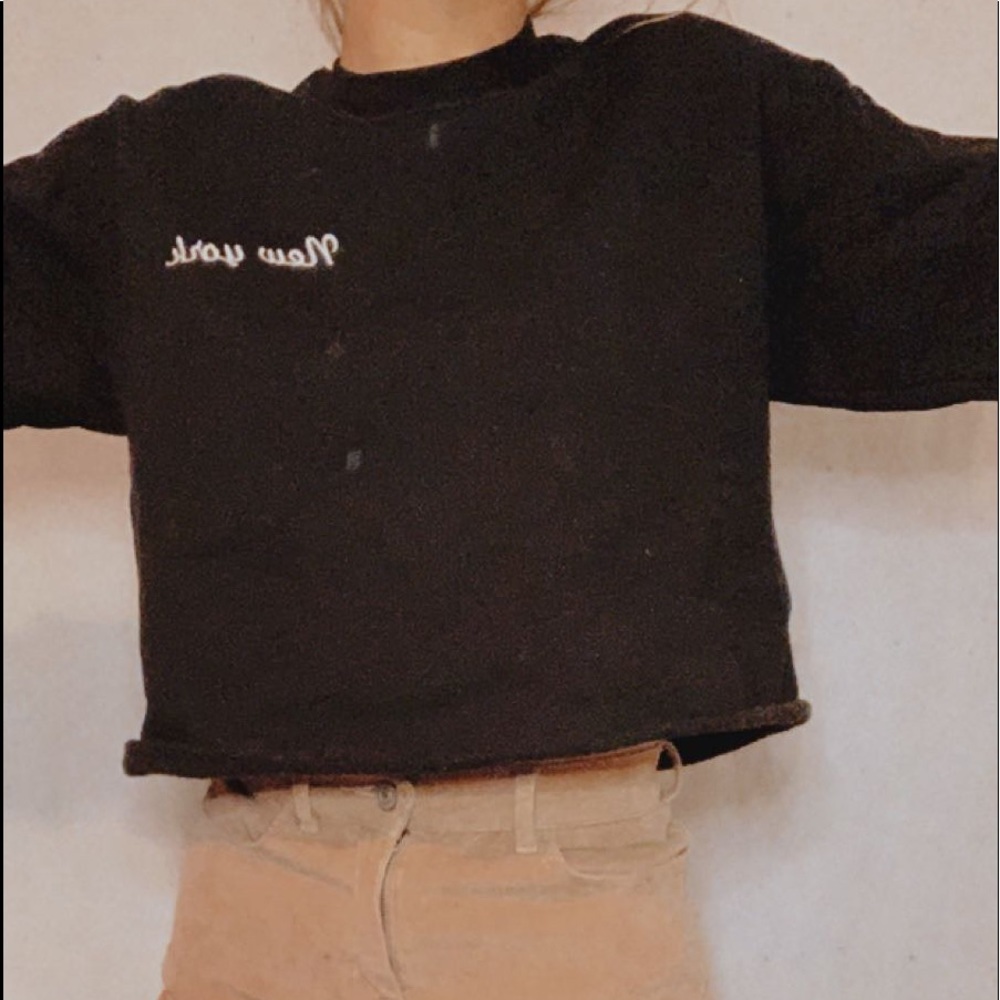 Brandy Melville Cropped Sweatshirt